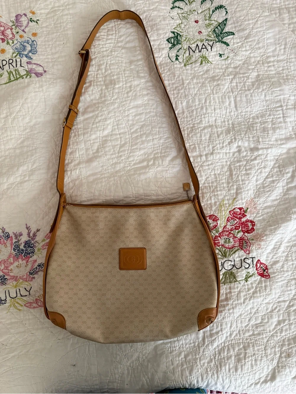 Authentic Gucci Vintage 80’s Cream and Tan Canvas Shoulder Bag with Leather Trim